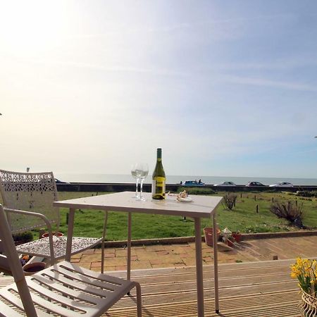 Pebbles Beach House By Air Premier Seaford Exteriör bild